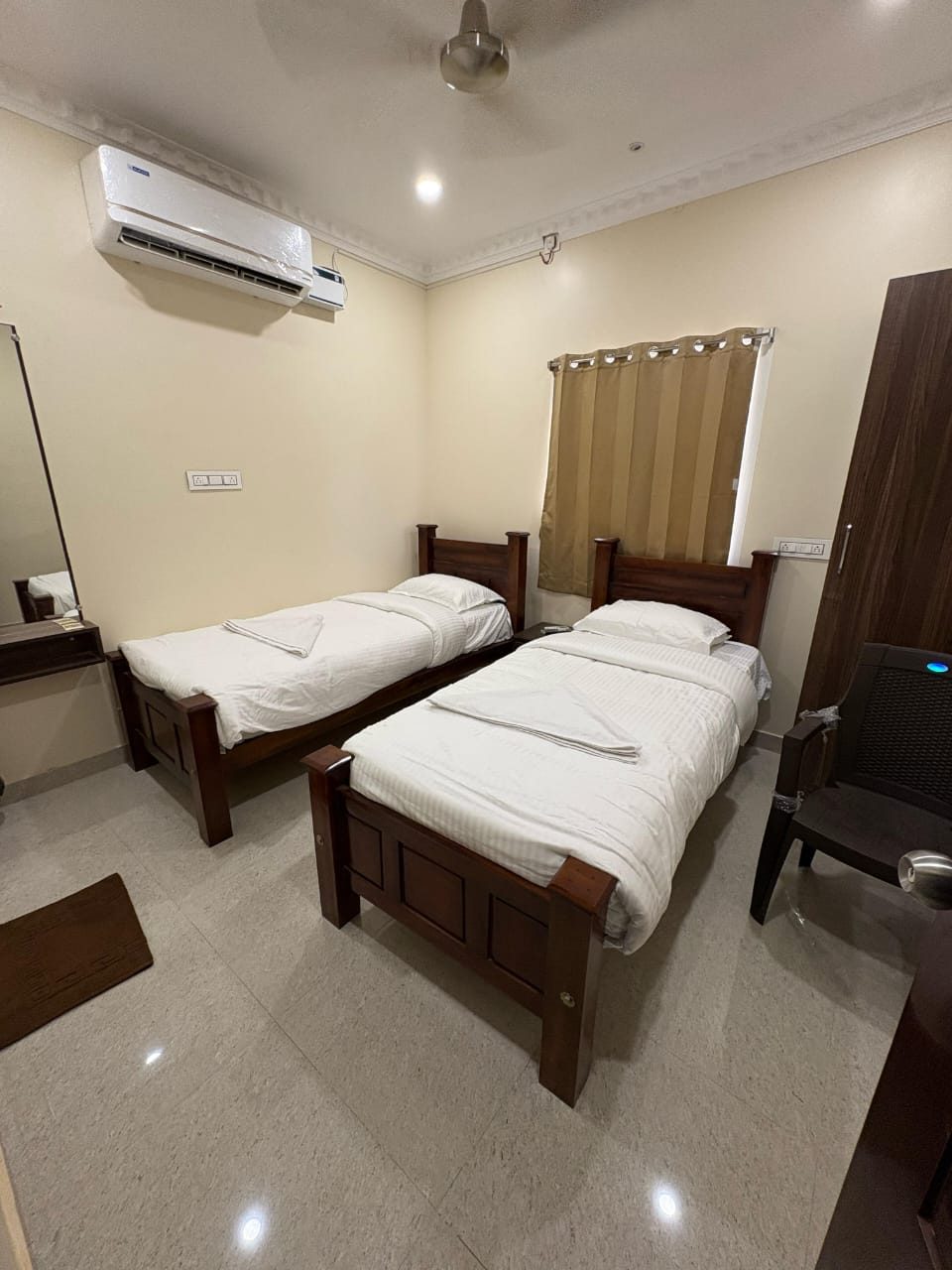Apart Hotel twin room, Madurai